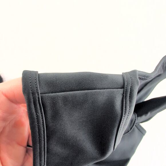 Victoria's Sport / Earth Republic Set of (2) Sports Bras Removable Pads Size XS - Picture 5 of 10